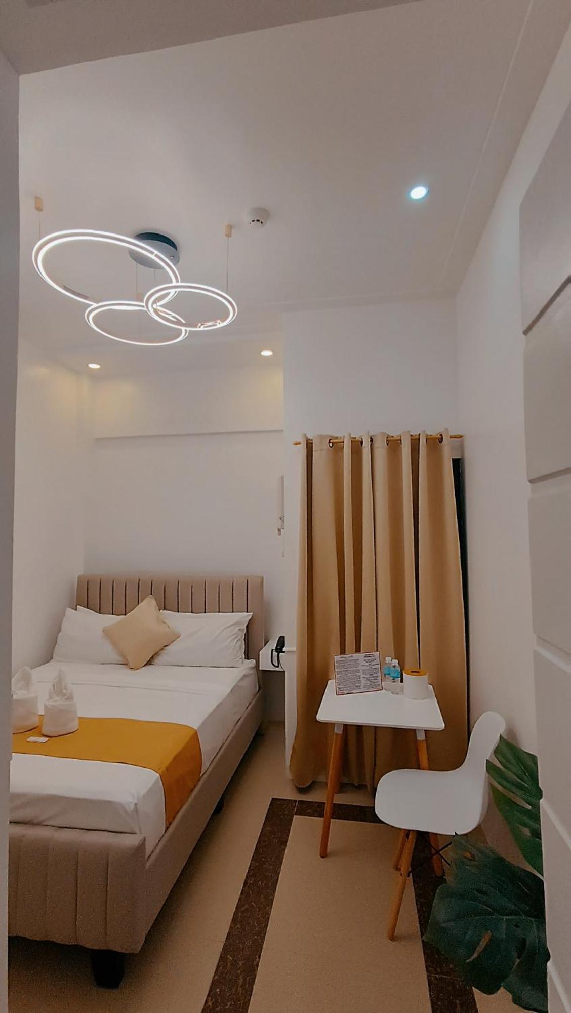 Elizabeth Hotel - Naga Pili  Exteriér fotografie