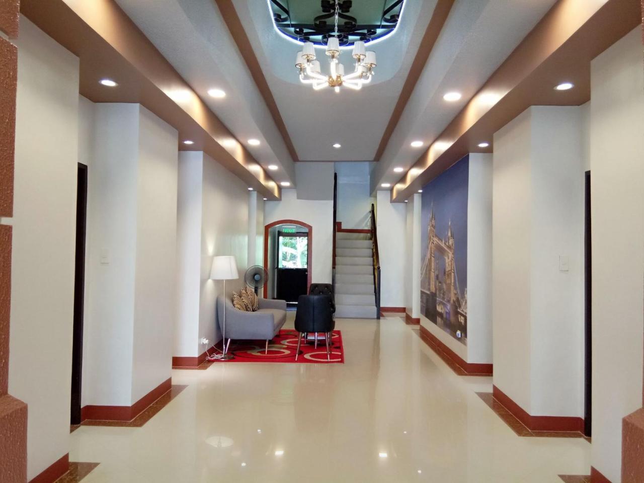 Elizabeth Hotel - Naga Pili  Exteriér fotografie