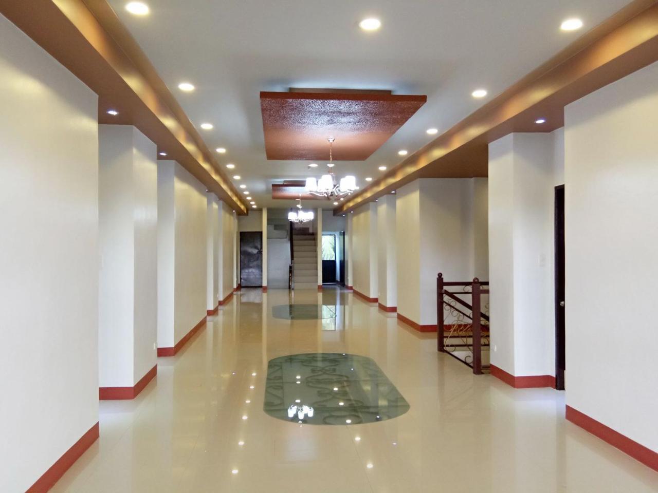 Elizabeth Hotel - Naga Pili  Exteriér fotografie